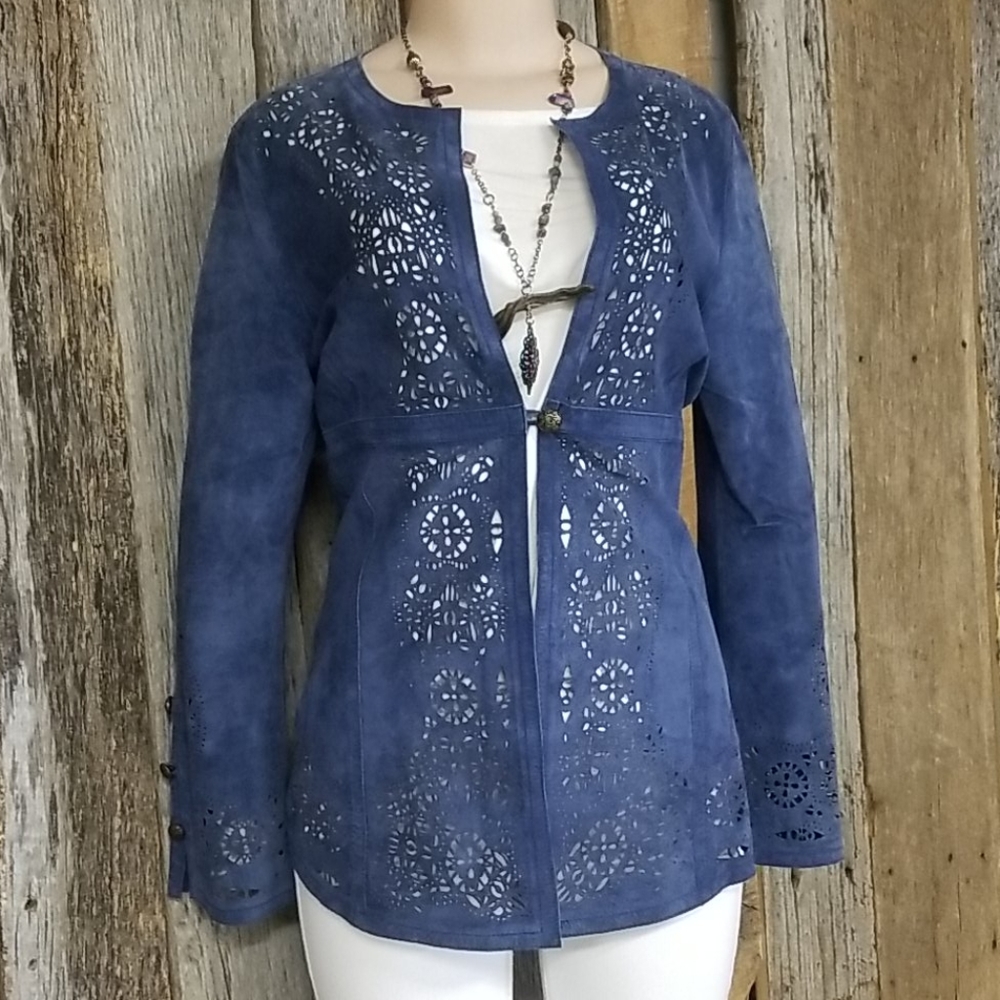 MiFRESIA LAZER CUT DESIGN SUEDE JACKET! - Picture 10 of 10
